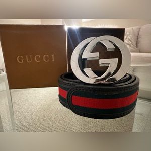Authentic Gucci GG Buckle Belt 42/110